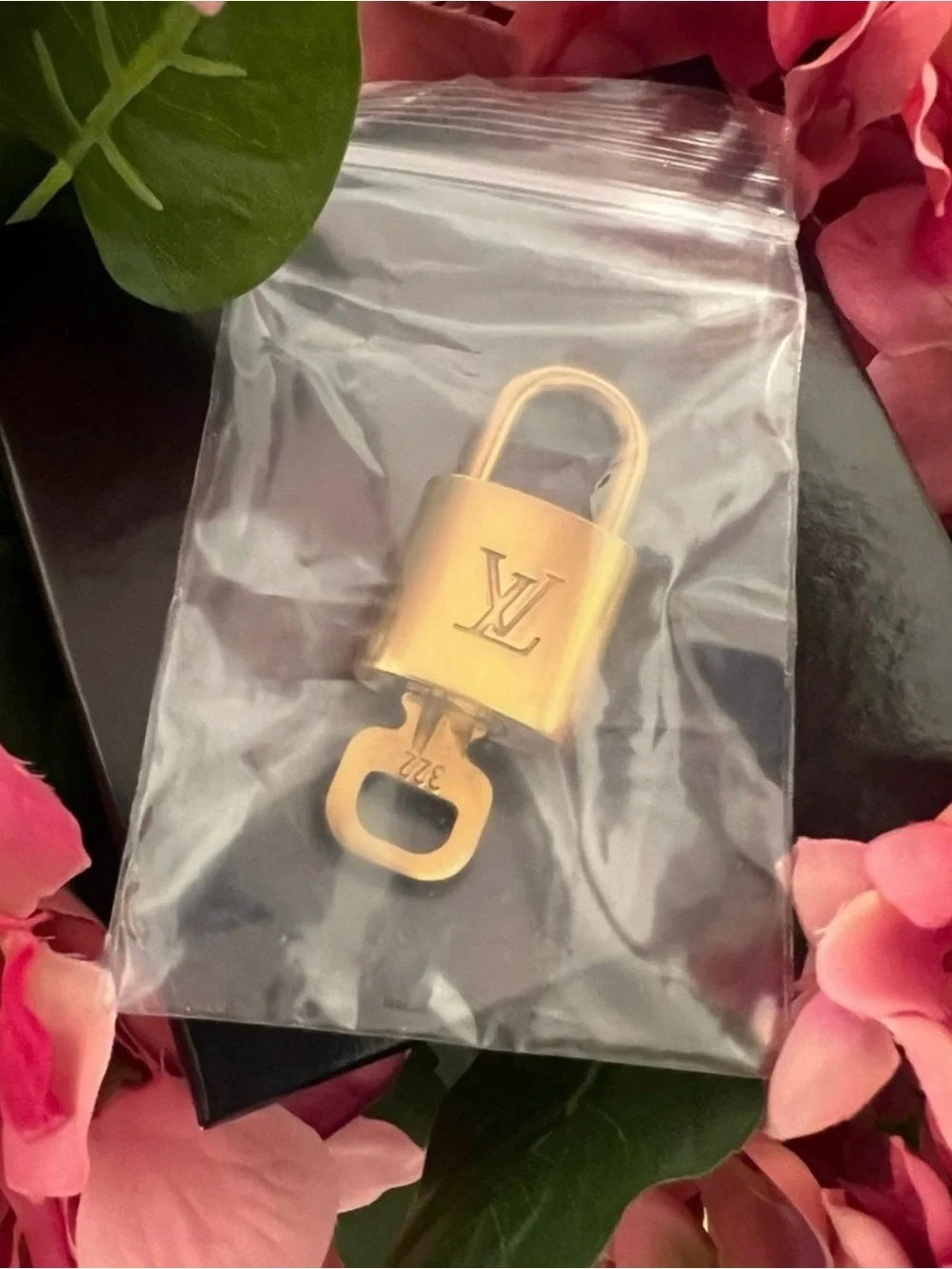 Authentic Louis Vuitton LV Lock And Key/ Four Chains #322